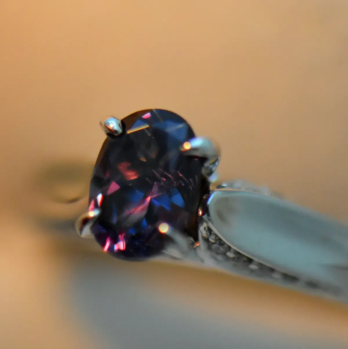 Madagascar colour-change garnet ring