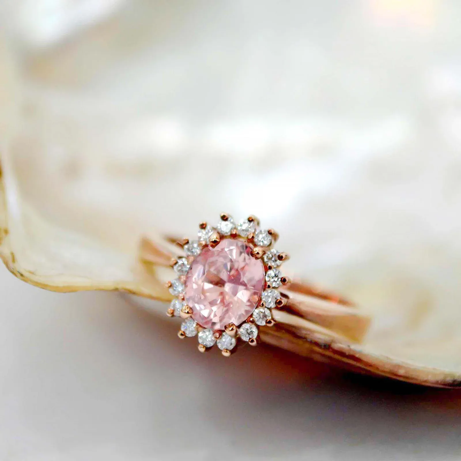 Padparadscha sapphire ring in rose gold